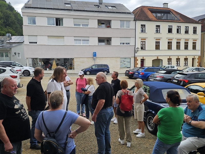 Größer anzeigen...
